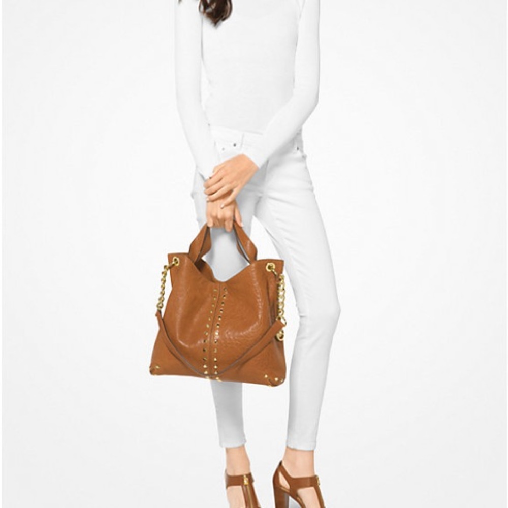 MICHAEL MICHAEL KORS ✨ Astor Leather Shoulder Bag